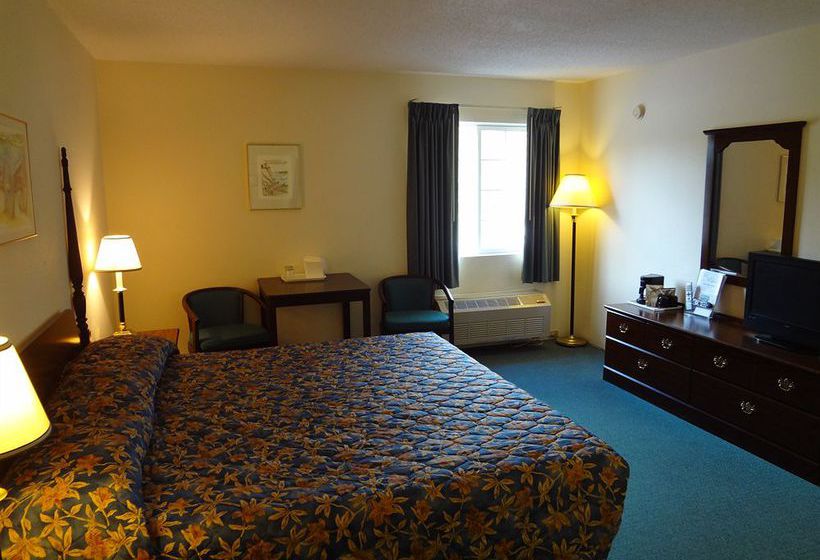 Hotel Voyager Inn St. Ignace   | St. Ignace | Michigan | United States 5
