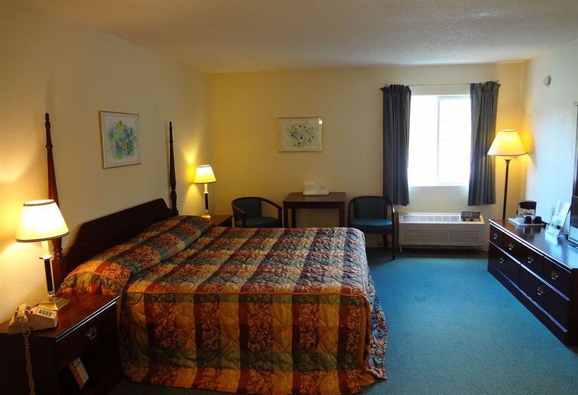 Hotel Voyager Inn St. Ignace   | St. Ignace | Michigan | United States 7