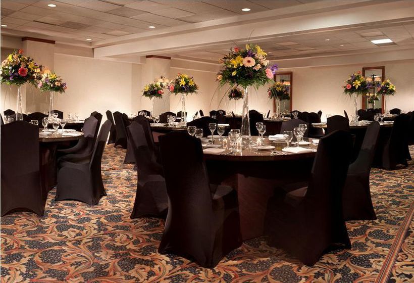 Hotel Embassy Suites Austin - Arboretum  | Austin | Texas | Estados Unidos 9