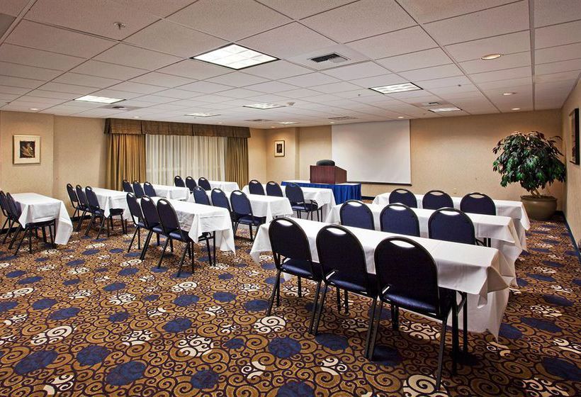 Hotel Holiday Inn Express & Suites Seattle Sea-Tac Airport Seattle Washington