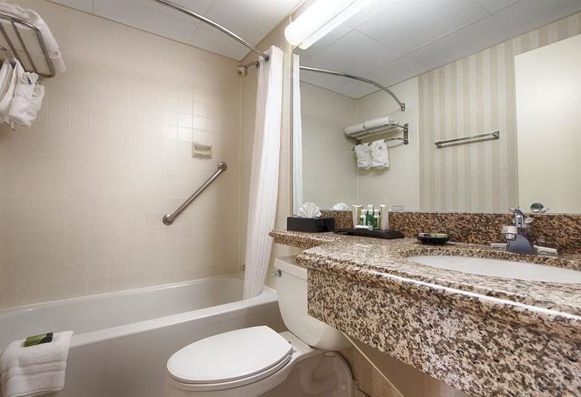 Hotel Best Western Plus New Englander  | Woburn | Massachusetts | United States 12