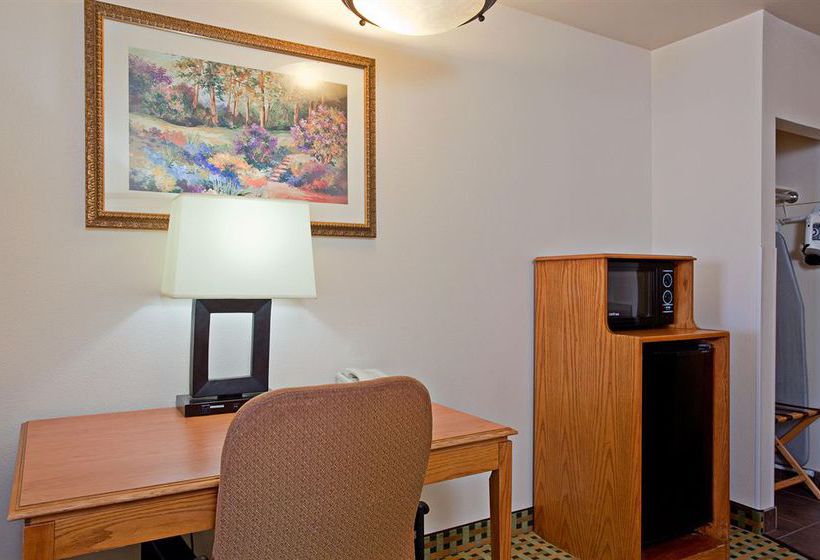Holiday Inn Express Hotel & Suites Kingman  | Kingman | Arizona | United States 11