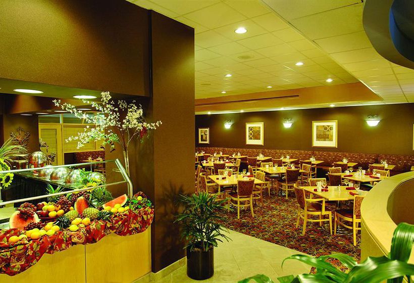 Hotel Crowne Plaza Washington National Airport  | Arlington | Virginia | United States 13