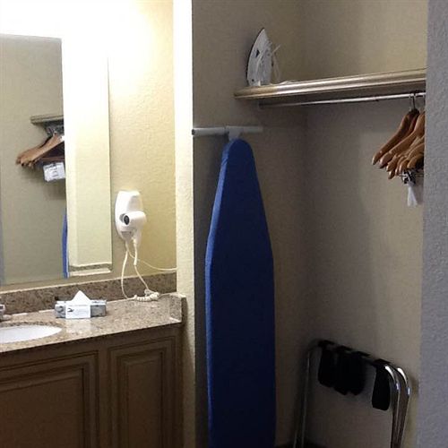 Hotel Governors Suites  | Oklahoma City | Oklahoma | Estados Unidos 11