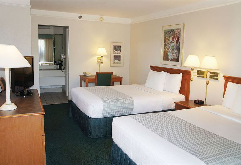 Hotel La Quinta I95 Savannah  | Savannah | Georgia | United States 15