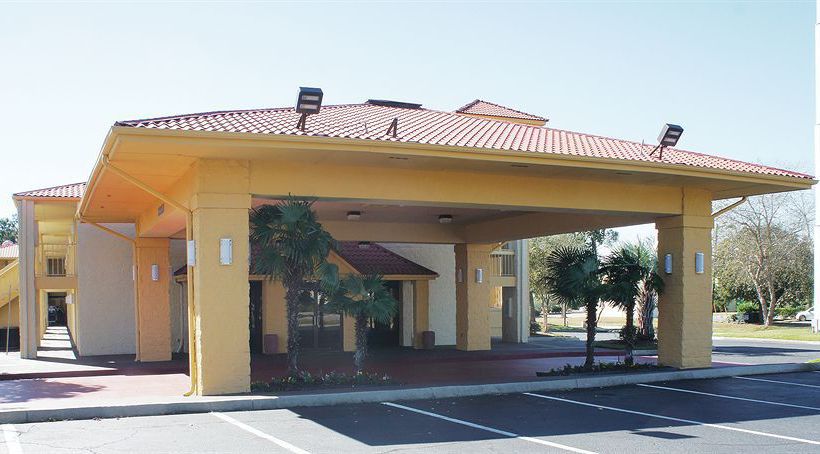 Hotel La Quinta I95 Savannah  | Savannah | Georgia | United States 3