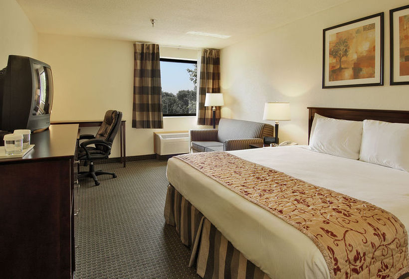 Hotel Ramada Bettendorf Davenport  | Bettendorf | Iowa | United States 12