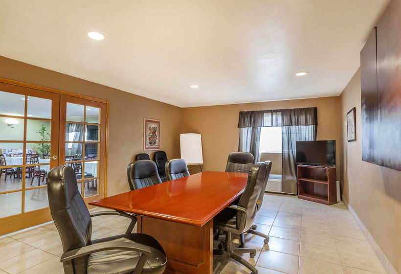 Hotel Quality Inn Near Seattle Premium Outlets  | Arlington | Virginia | United States 13