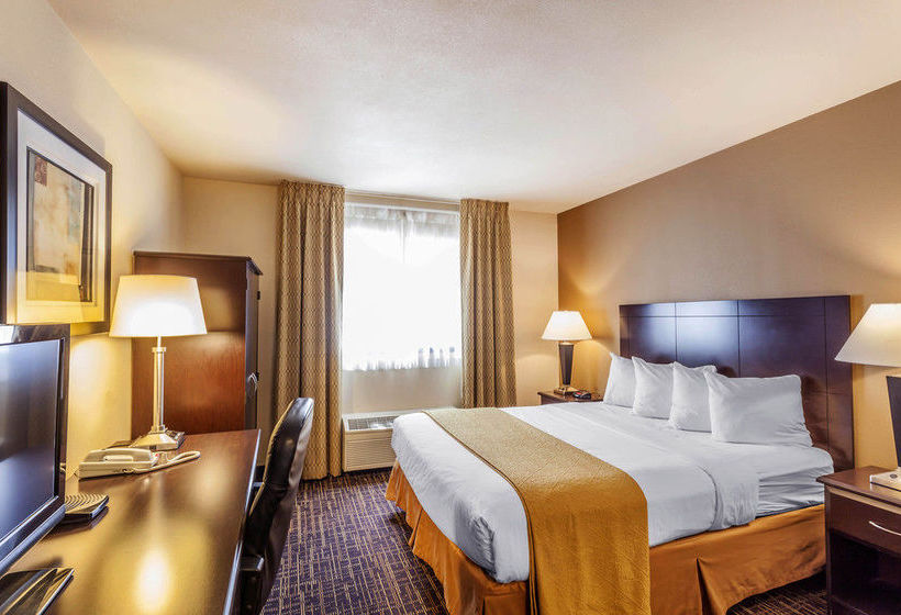 Hotel Quality Inn Near Seattle Premium Outlets  | Arlington | Virginia | United States 17