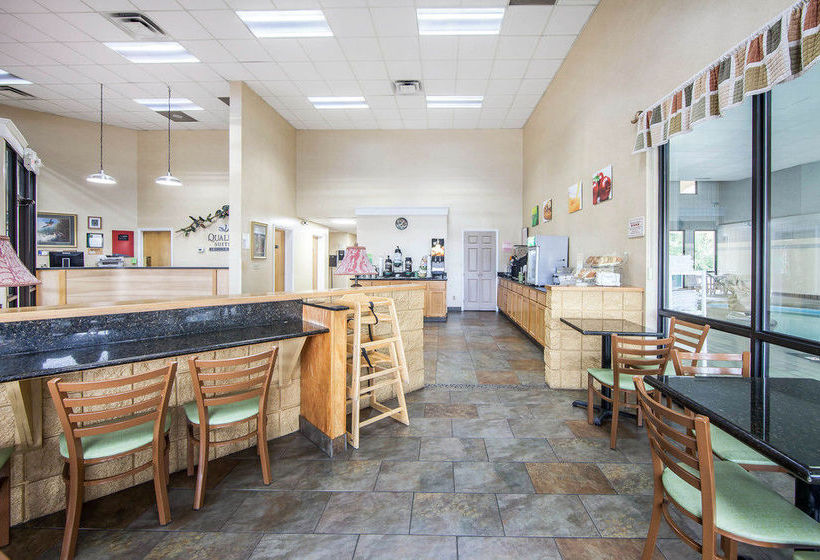 Hotel Quality Suites  | Chattanooga | Tennessee | United States 12