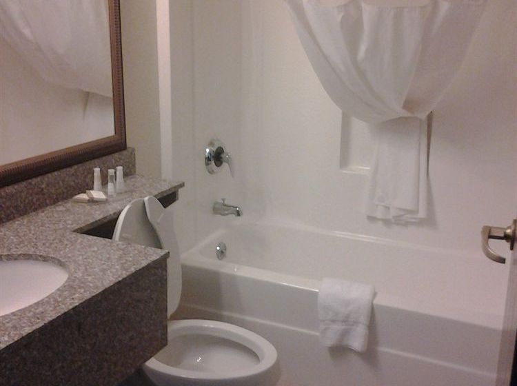 Hotel Toledo Baymont Inn & Suites  | Northwood | Ohio | Hotel negli Stati Uniti 8