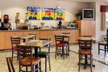 Microtel Inn & Suites Altus 