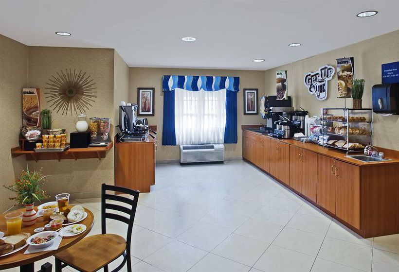 Microtel Inn & Suites Kingsland 