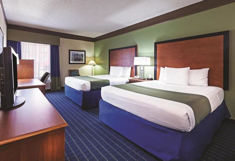 Hotel La Quinta Inn & Suites Shawnee  | Shawnee | Oklahoma | United States 14