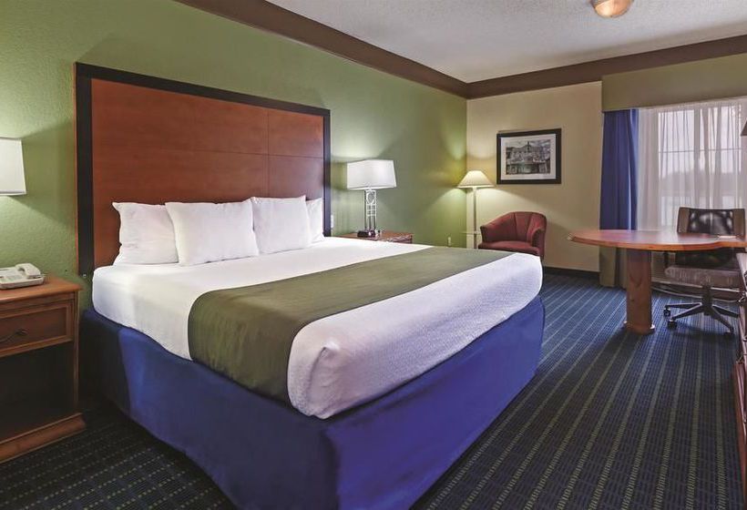 Hotel La Quinta Inn & Suites Shawnee  | Shawnee | Oklahoma | United States 16