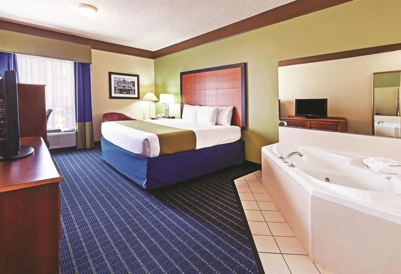 Hotel La Quinta Inn & Suites Shawnee  | Shawnee | Oklahoma | United States 18