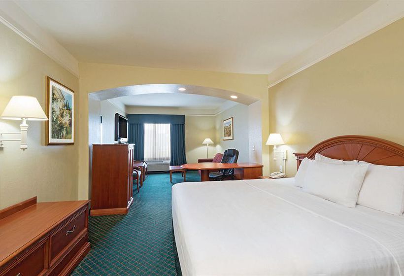 Hotel La Quinta Inn & Suites Covington  | Covington | Louisiana | United States 15
