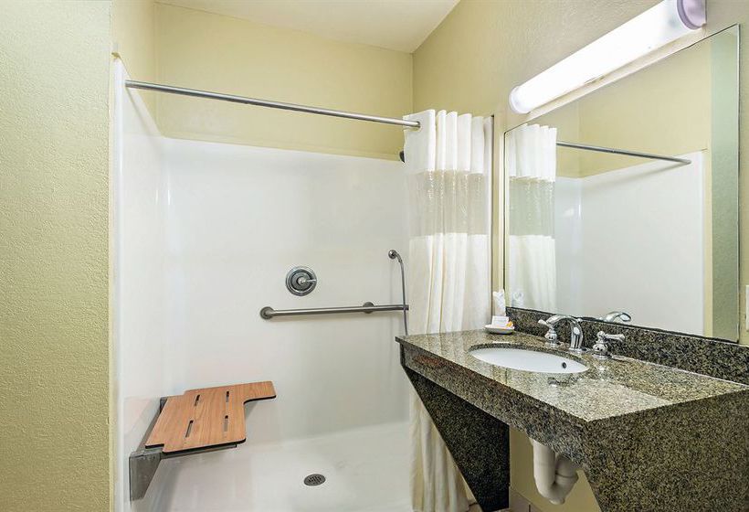 Hotel La Quinta Inn & Suites Covington  | Covington | Louisiana | United States 3