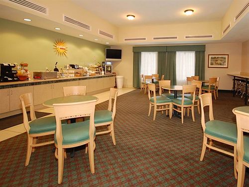 Hotel La Quinta Inn & Suites Phoenix I-10 West  | Phoenix | Arizona | United States 11