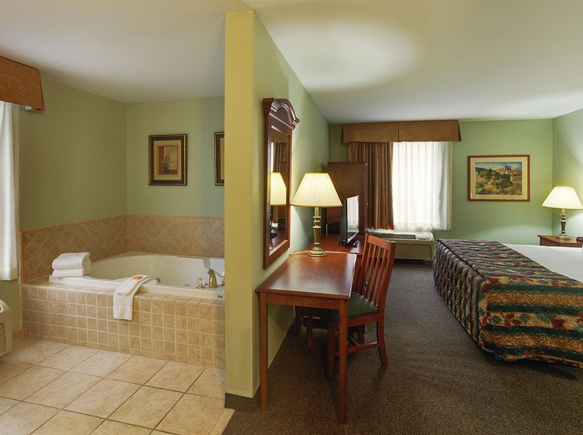 Hotel La Quinta Inn Radford  | Radford | Virginia | United States 5