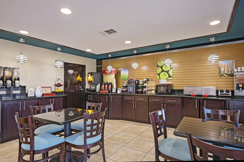 Hotel La Quinta Inn Dallas LBJ Central  | Dallas | Texas | United States 10