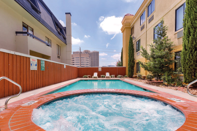Hotel La Quinta Inn Dallas LBJ Central  | Dallas | Texas | United States 14