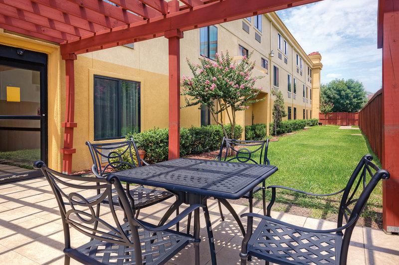 Hotel La Quinta Inn Dallas LBJ Central  | Dallas | Texas | United States 15