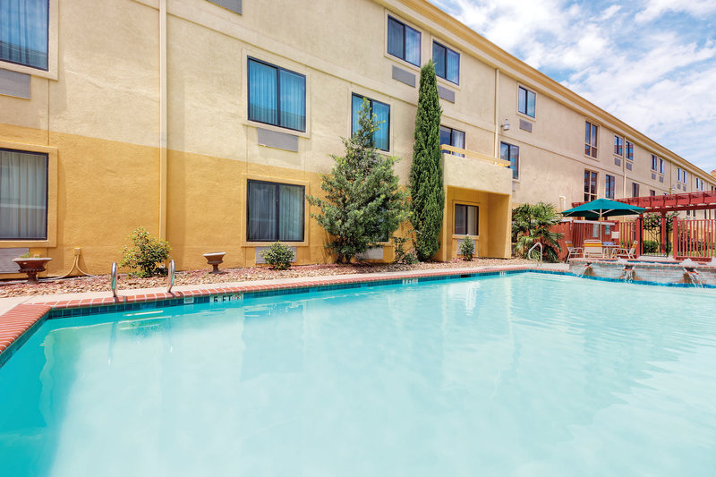 Hotel La Quinta Inn Dallas LBJ Central  | Dallas | Texas | United States 16