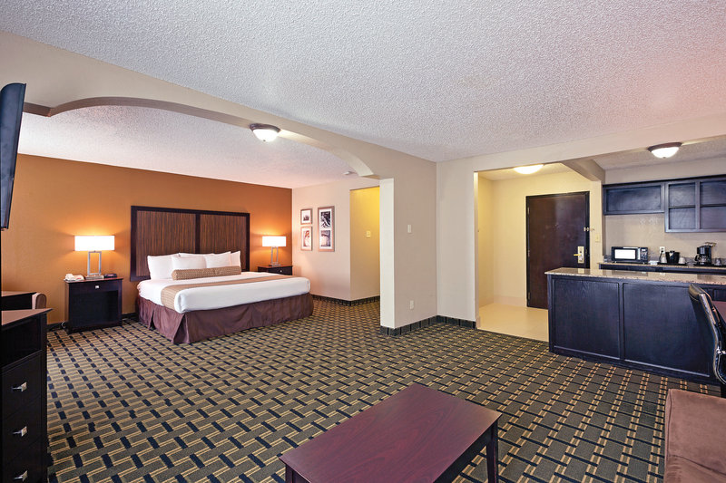 Hotel La Quinta Inn Dallas LBJ Central  | Dallas | Texas | United States 5