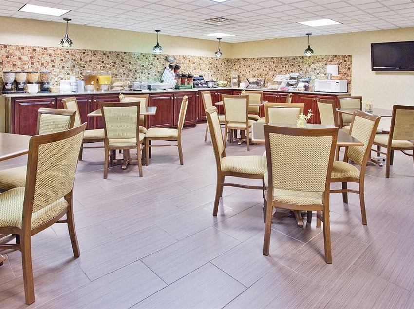 Hotel La Quinta Inn & Suites Knoxville Strawberry Plains  | Knoxville | Tennessee | United States 5