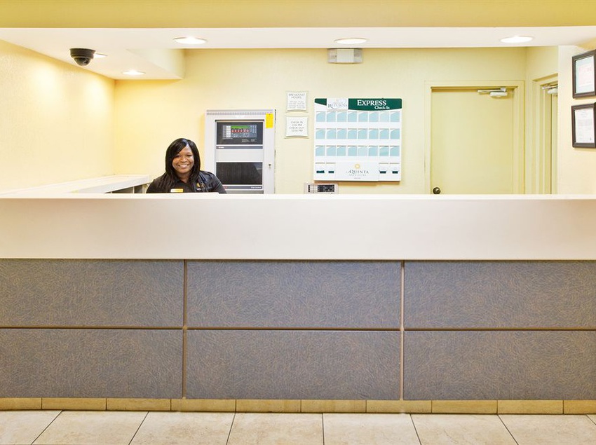 Hotel La Quinta Inn & Suites Charleston Riverview  | Charleston | South Carolina | United States 11