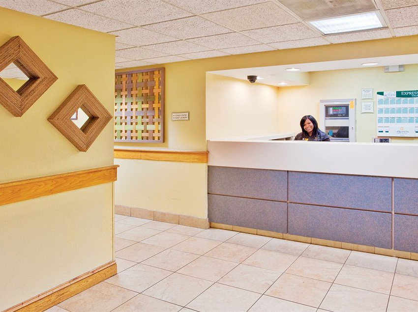 Hotel La Quinta Inn & Suites Charleston Riverview  | Charleston | South Carolina | United States 12