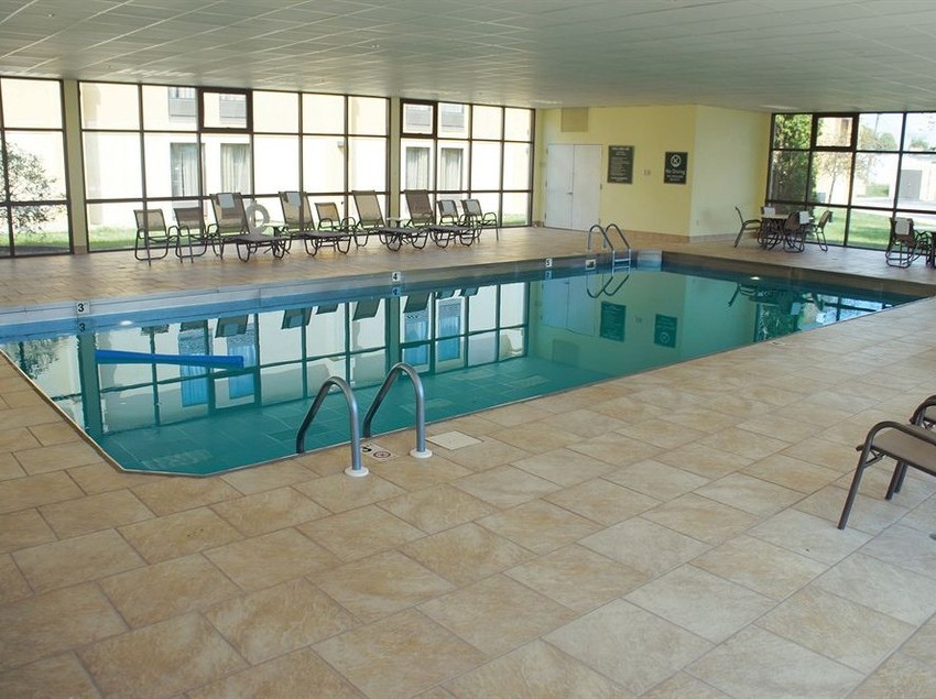 Hotel La Quinta Inn Davenport  | Davenport | Iowa | United States 10