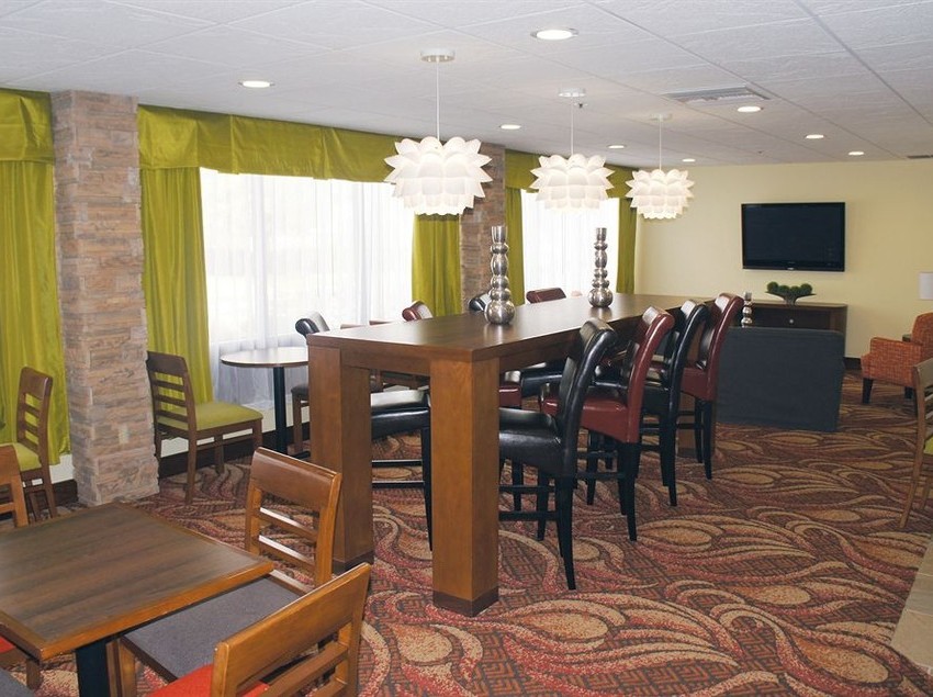 Hotel La Quinta Inn Davenport  | Davenport | Iowa | United States 4