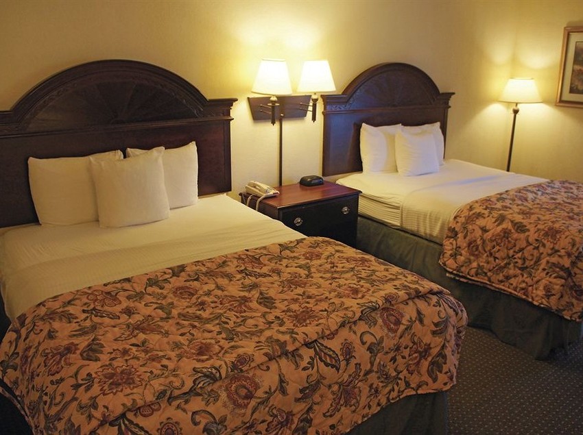 Hotel La Quinta Inn Davenport  | Davenport | Iowa | United States 5