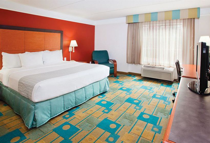 Hotel La Quinta Inn & Suites Charlotte Airport South  | Charlotte | North Carolina | United States 16