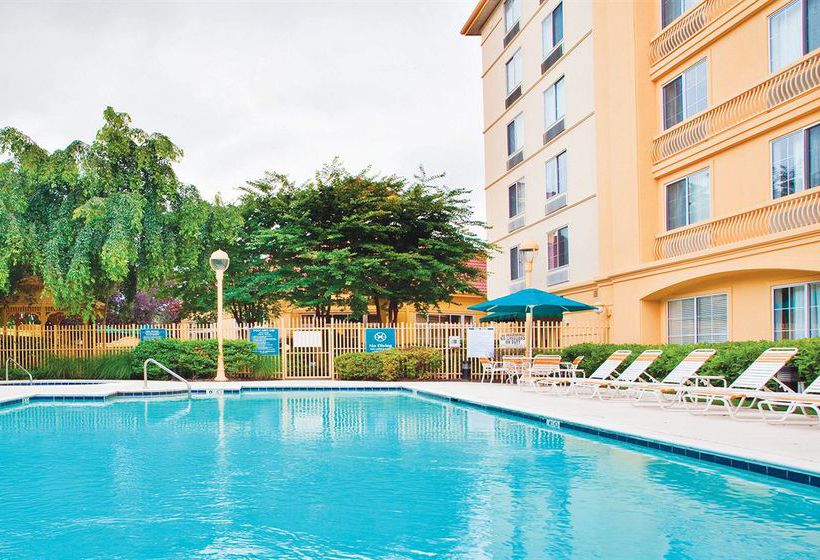 Hotel La Quinta Inn & Suites Charlotte Airport South  | Charlotte | North Carolina | United States 8