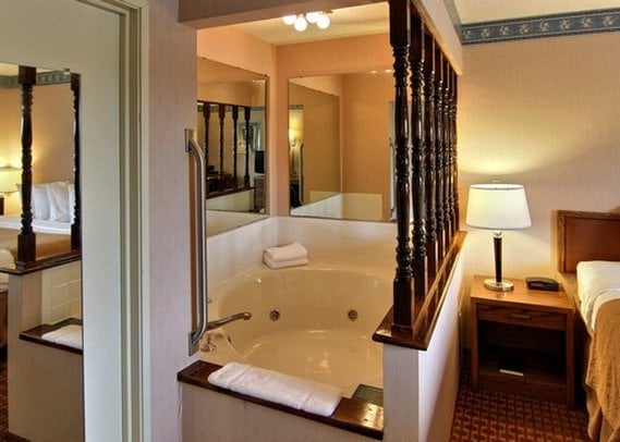 Hotel Quality Inn Saint Ignace  | St. Ignace | Michigan | United States 13