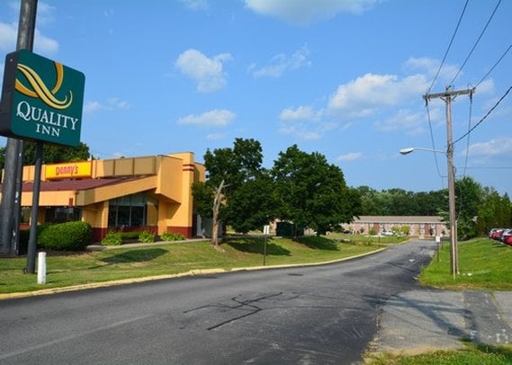 Hotel Quality Inn Chicopee Springfield 