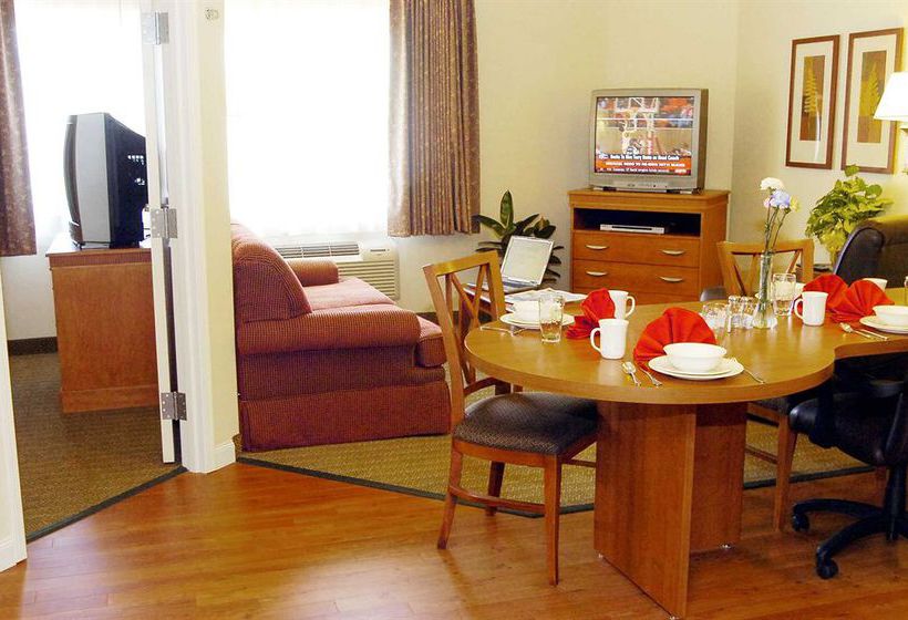 Hotel Candlewood Suites  | Jefferson City | Missouri | United States 17