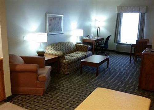 Hotel Comfort Suites  | Rolla | Missouri | United States 17