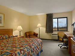 Hotel Baymont Inn & Suites Davenport  | Davenport | Iowa | United States 4