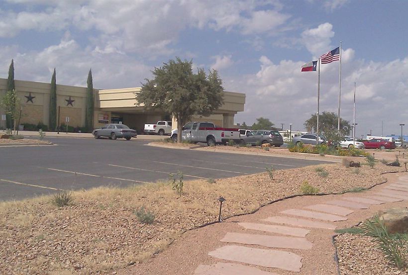 Hotel Clarion & Conference Center