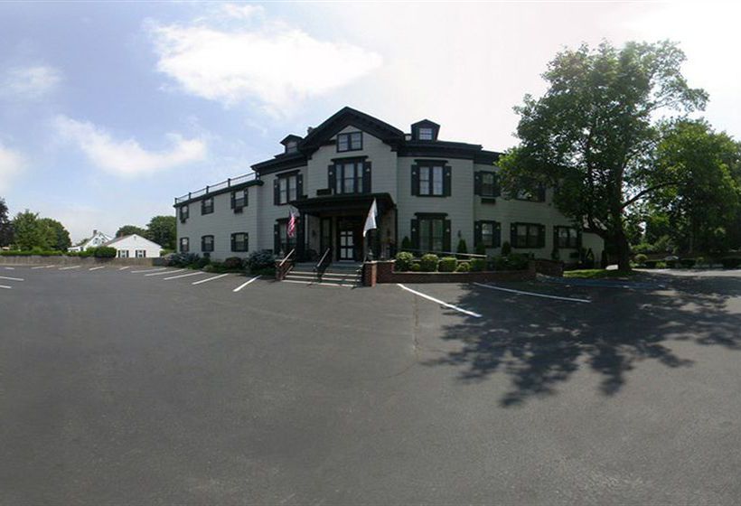 Hotel The Carriage House Inn 