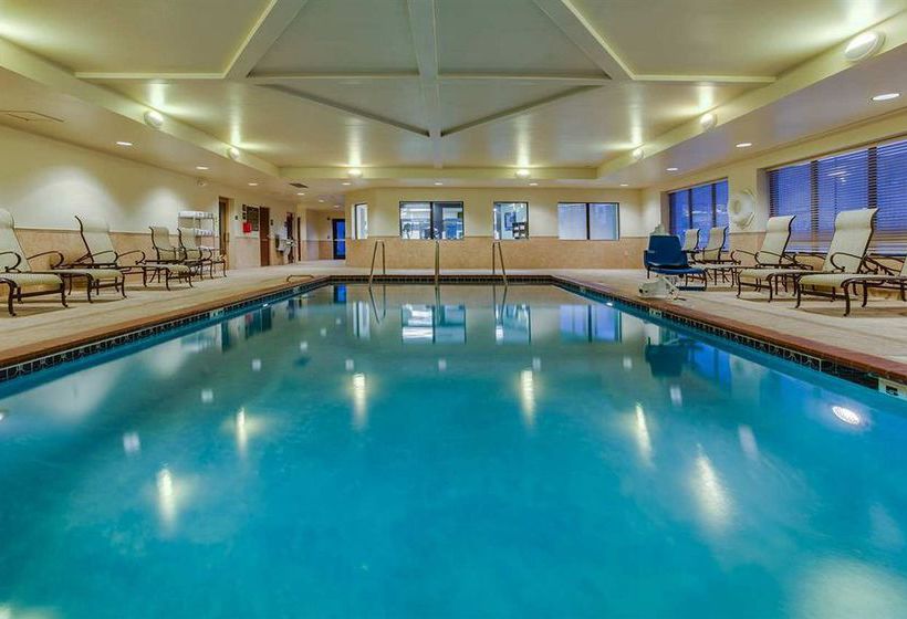 Hotel Hampton Inn Bennington  | Bennington | Vermont | United States 2