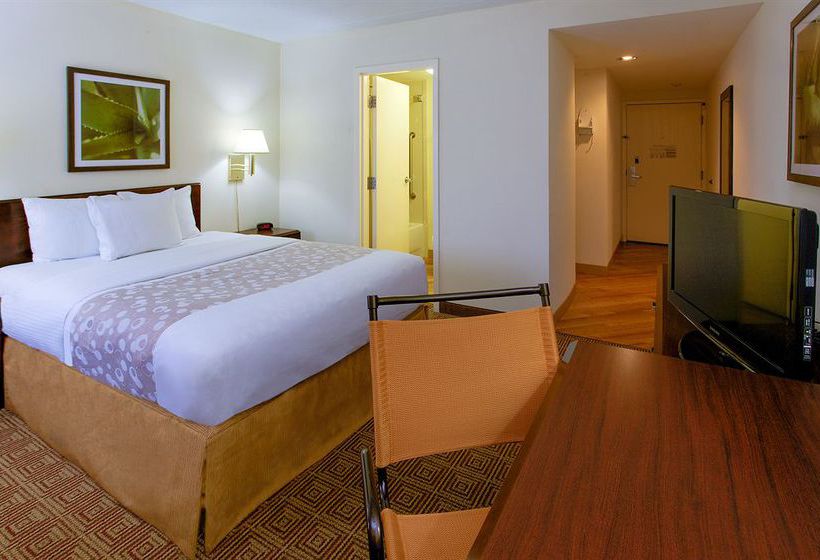 Hotel La Quinta Inn & Suites Portland  | Portland | Maine | United States 15