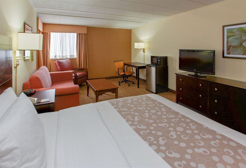 Hotel La Quinta Inn & Suites Portland  | Portland | Maine | United States 16