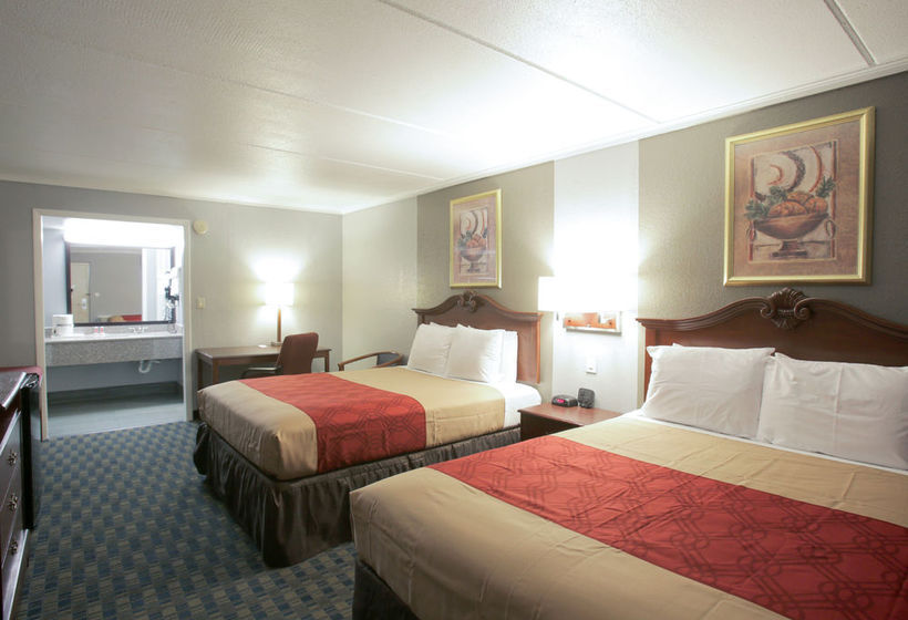 Hotel Econo Lodge Near the Domain The Arboretum  | Austin | Texas | United States 14