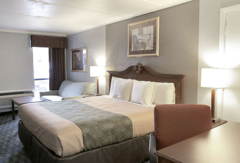 Hotel Econo Lodge Near the Domain The Arboretum  | Austin | Texas | United States 19