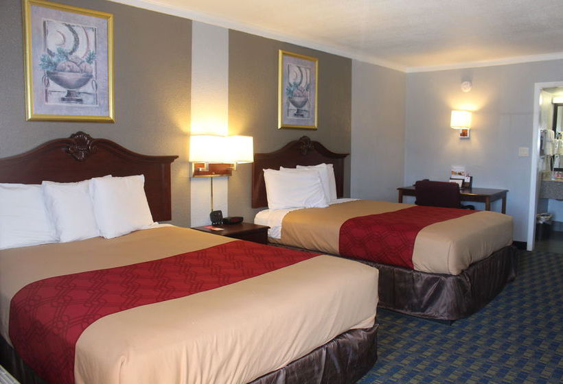 Hotel Econo Lodge Near the Domain The Arboretum  | Austin | Texas | United States 5